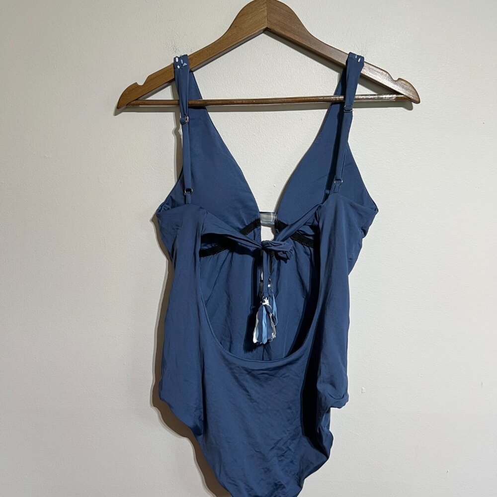 Like New BECCA Blue Detailed One Piece Swimsuit Plunge Neck, Medium - Picture 4 of 8